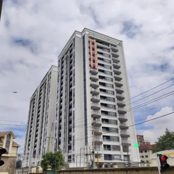 Kalm apartment- Luxury Living with a Gym, Heated Pool & Stunning Views, hotel a Nairobi