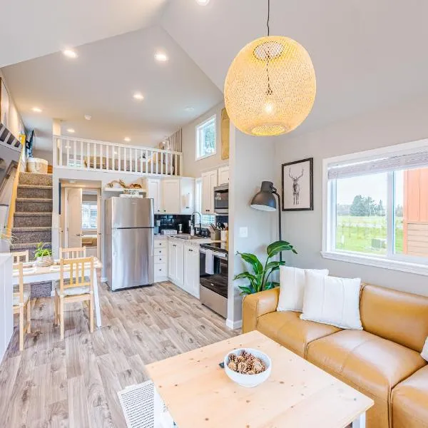 Rainforest Tiny Home Retreat #22 Nordic，位于福克斯的酒店