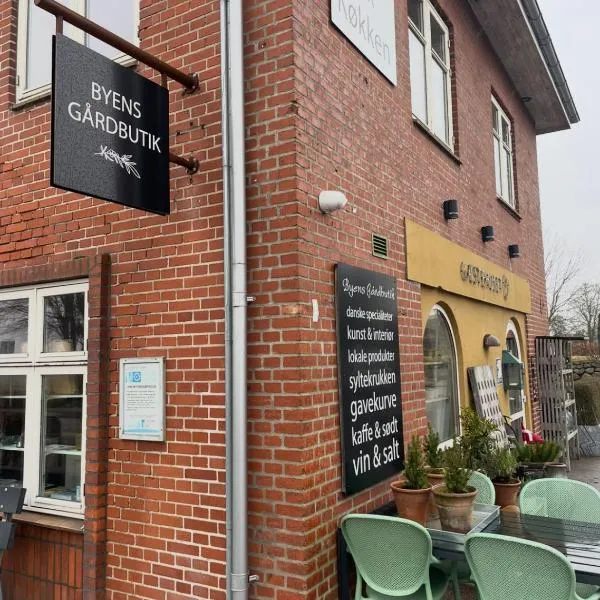 Gæstehusets lejlighed, Hotel in Tarm