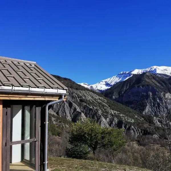 Gîte-Auberge l'écureuil, hôtel à Châteauneuf-dʼEntraunes