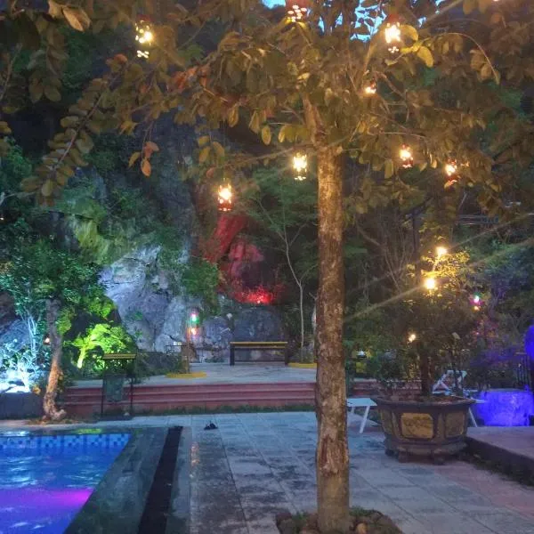 Song Toan Hotel, hotel in Phong Nha