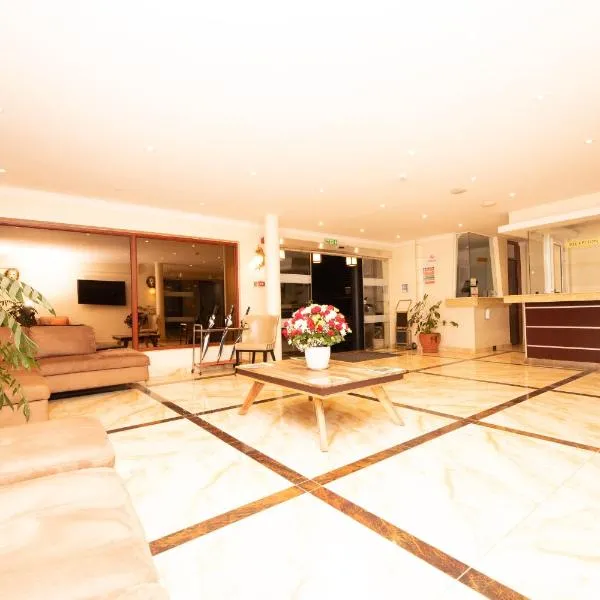 West Lerruat Hotel, готель у місті Найробі