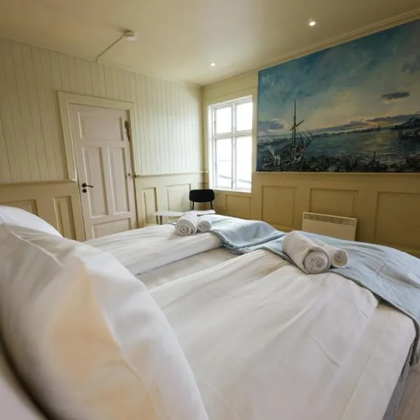 Skata Boutique Hotel, hotel em Henningsvær