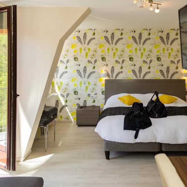 Logis Hotel Des Vosges, hotel v destinaci Sewen