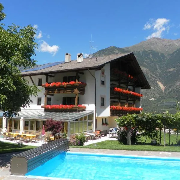 Hotel Montani, hotel sa Morter