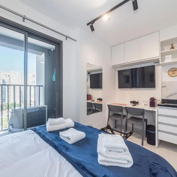 903 - Studio moderno e completo em Campo Belo, hotel a San Paolo