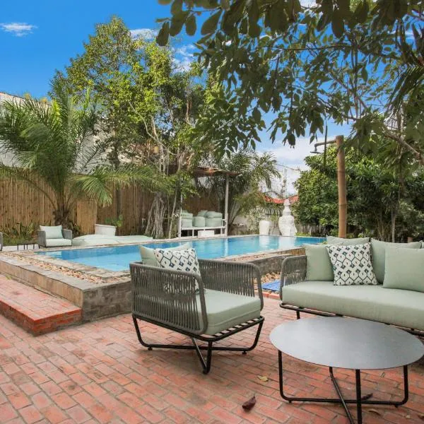 Luxurious 6BR Villa in Mui Ne with Private Swimming Pool, Hotel in Ấp Thiện Phước