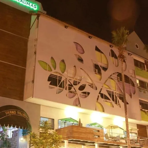 YUTAKA INN Kalimas Ampel Surabaya, ξενοδοχείο στη Σουραμπάγια