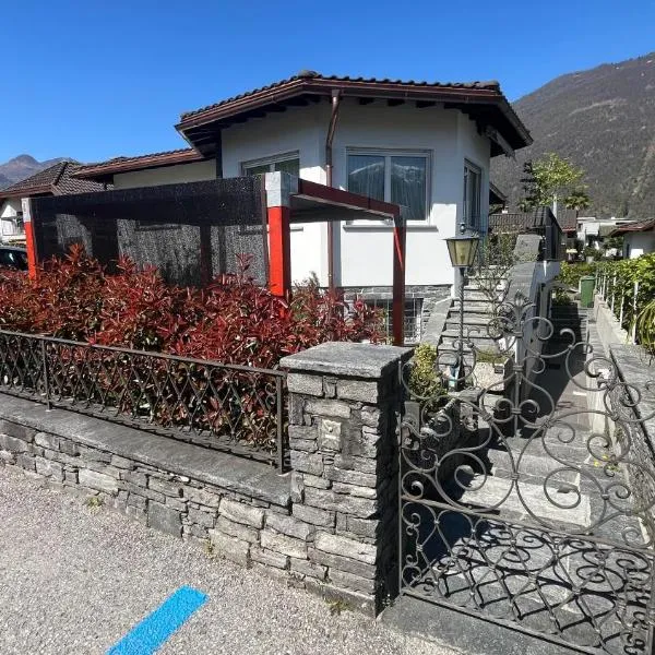 Ferienwohnung Casa Azalea, ξενοδοχείο σε Losone
