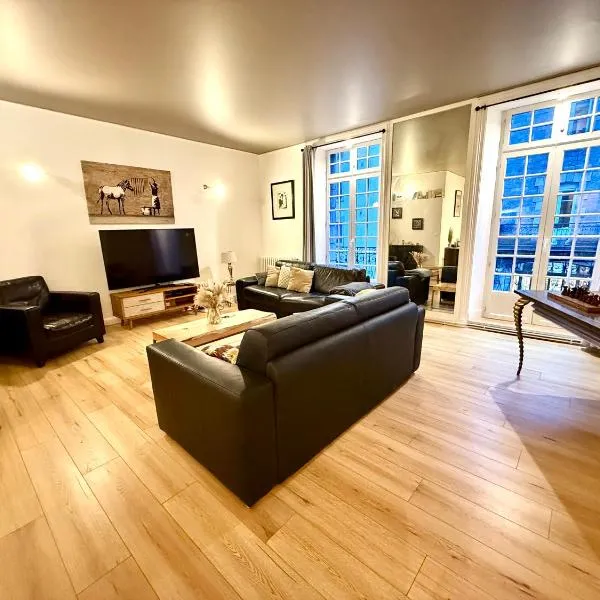 Duplex'po, Hotel in Dinan