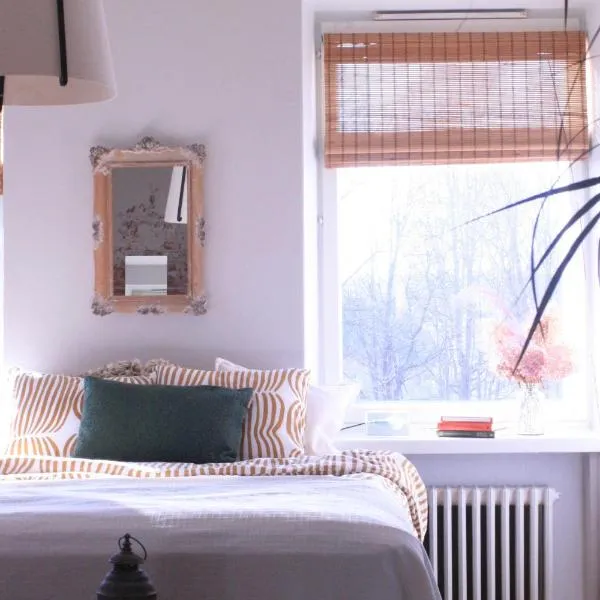 Sielukas asunto funkistalossa, hotel in Karkkila