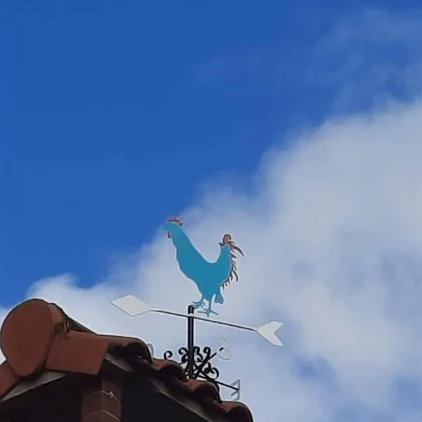 El Gallo Azul, hotel in Oruña