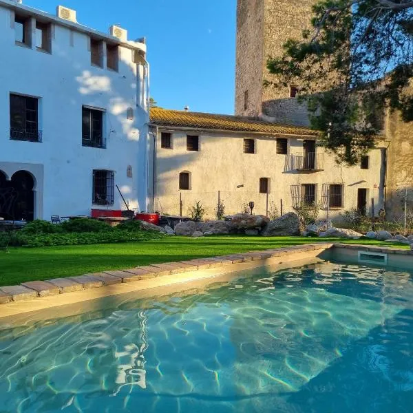 Castell Granadella、ランポーヤのホテル