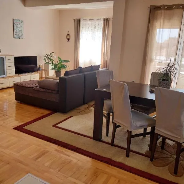 Sorin Apartments Gevgelija – hotel w mieście Gewgelija