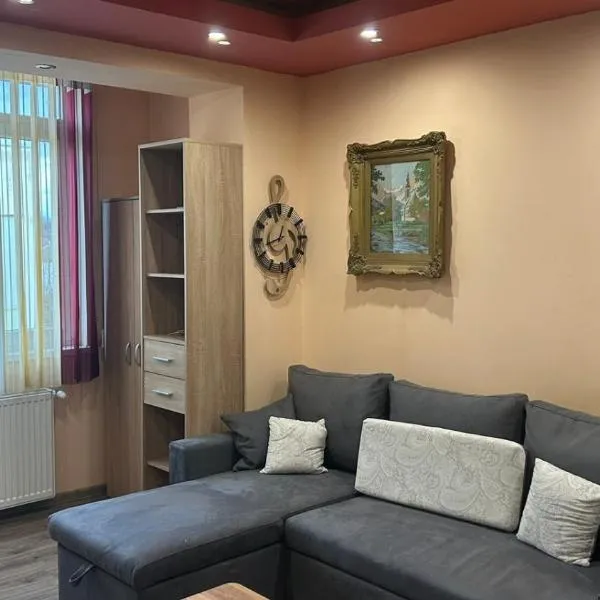 Heart of Pernik apartment 2, hotel in Pernik