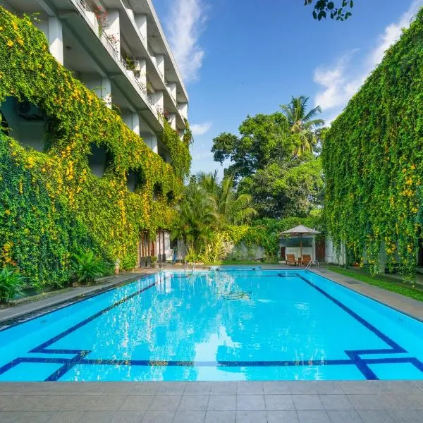Kandyan Reach Hotel, hotel em Kurunegala