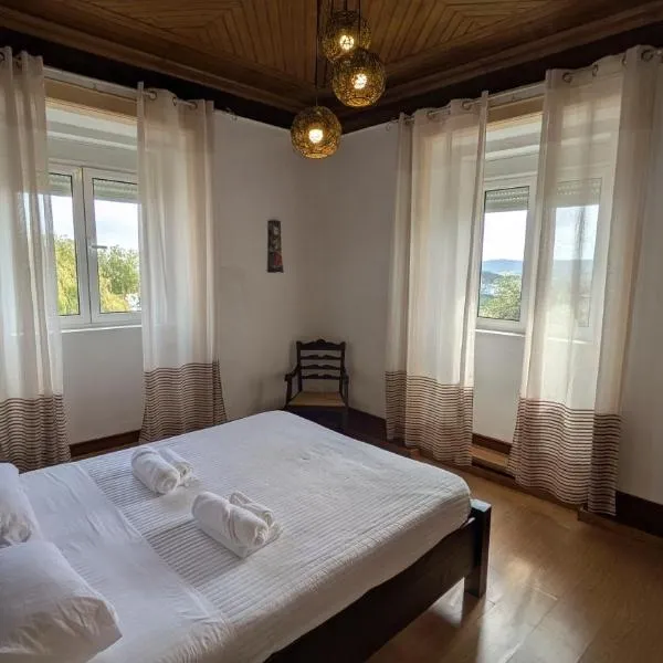 Rei Wamba GuestHouse、ヴィラ・ヴェーリャ・ディ・ロダウンのホテル