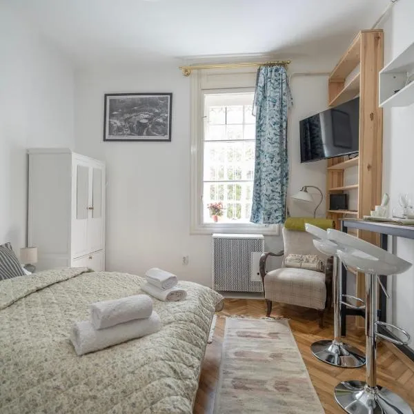 Gellert Studio Apartment, hotel in Budapest