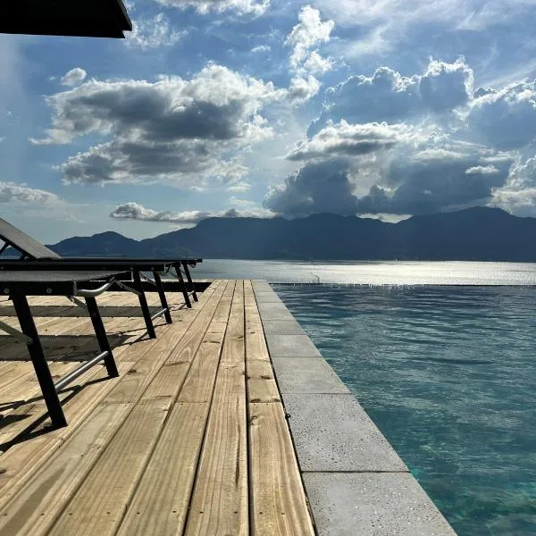 Casa Gaia GuestHouse, hotelli Ilhabelassa