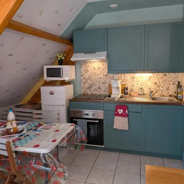 3 Chambres-Disneyland Paris, hotel in Saint-Thibault-des-Vignes