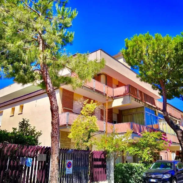 Hotel Rossella, hotel in Rimini