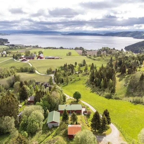 Adventure house Katrine, hotel in Mosvik