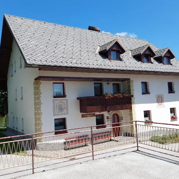Apartma Pri Tavčarju, hotel in Poljane nad Škofjo Loko