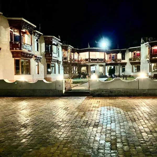 Mandalchan hotel, hotel in Leh