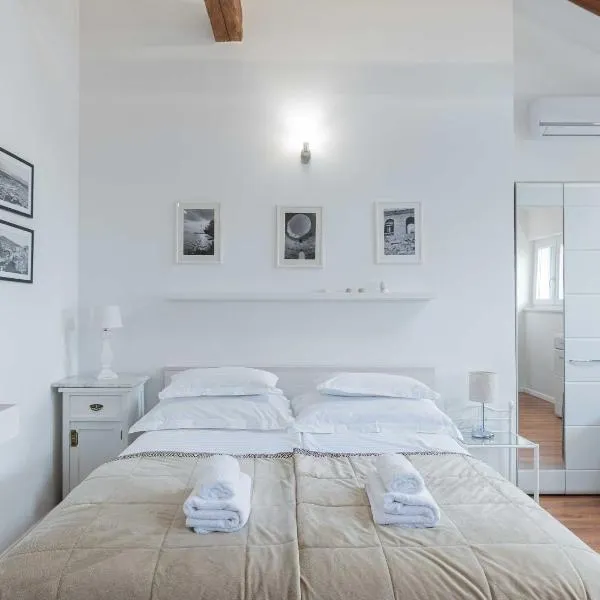 Apartment The Charm, hotel in Split
