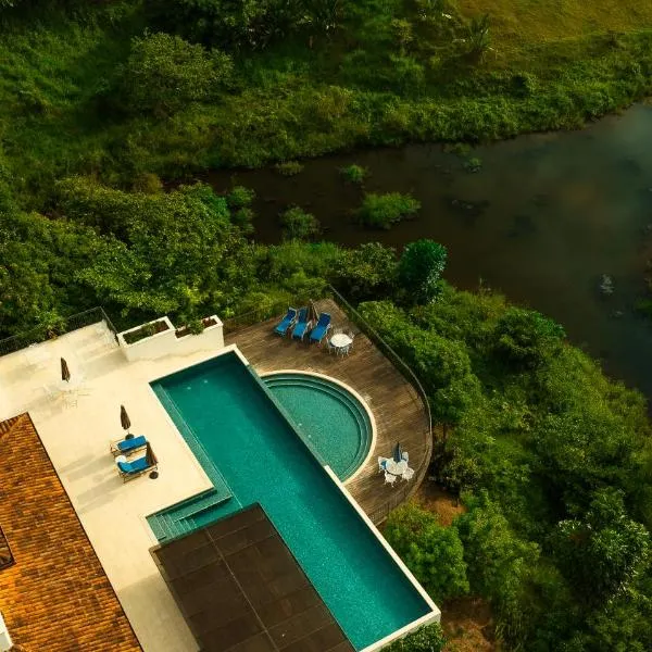 El Lugar, hotel di Tigre