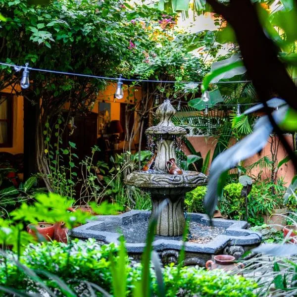 Hostal Fuente Castalia, B y B, ξενοδοχείο σε León