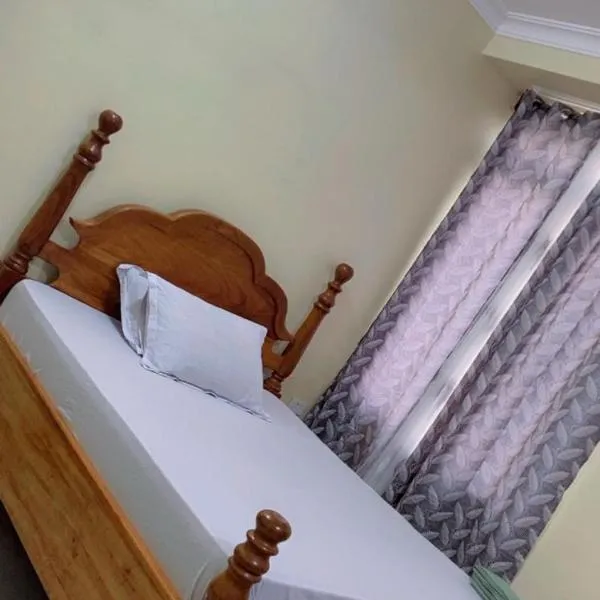 Al-mendhiry Apartment, ξενοδοχείο σε Πόλη της Ζανζιβάρης