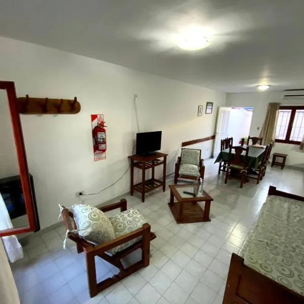 Departamentos Arenas, hotel in Las Grutas