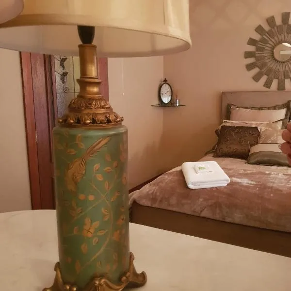 Overdale Luxury Spa Suite, hotel in Harefield