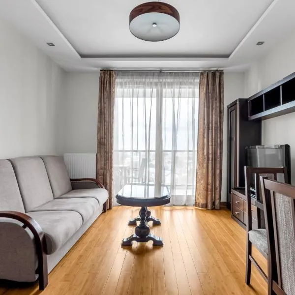 Homey Comfort Stay Apartment by BookingHost, ξενοδοχείο στη Βαρσοβία