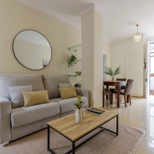 Living4Malaga Ocean Glow, hotel in Málaga