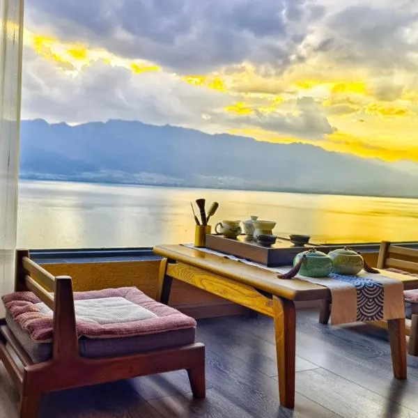 Super Invincible All Seaview Villa, hotel in Dali