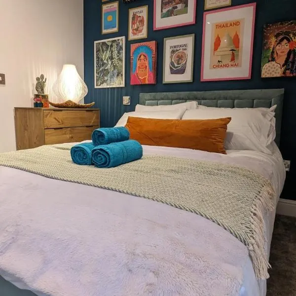 Stylish Condo on Victorian Seafront, Voyagers Rest Bexhill, hotel v destinaci Bexhill