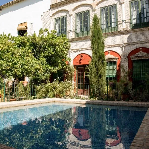 Casa Palacio de los Palma, hotel in Écija