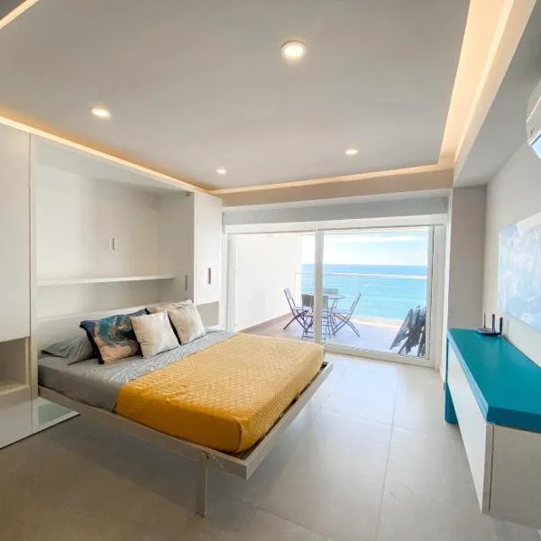 Harbor 171 - LOFT- 10th floor- Beach Front Puerto Vallarta, hotel in Puerto Vallarta