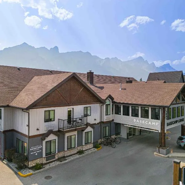 Basecamp Lodge Canmore, Hotel in Canmore