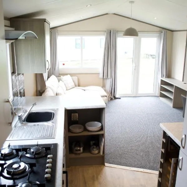 Cosy cabin for 6 in Great Billing, ξενοδοχείο σε Great Billing