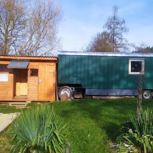 Maringotka Waldeck, hotel v destinaci Ohrazenice