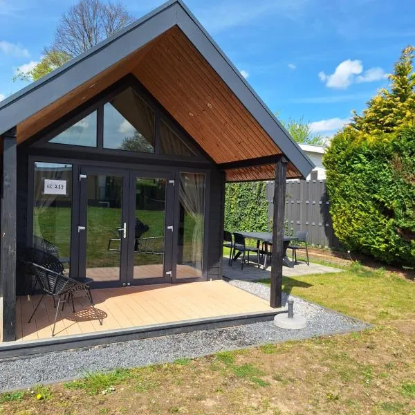 Woodlonge Tinyhouse、Lathumのホテル