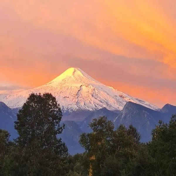 Cabañas de montaña Ruka kizel, hotel in Pucón