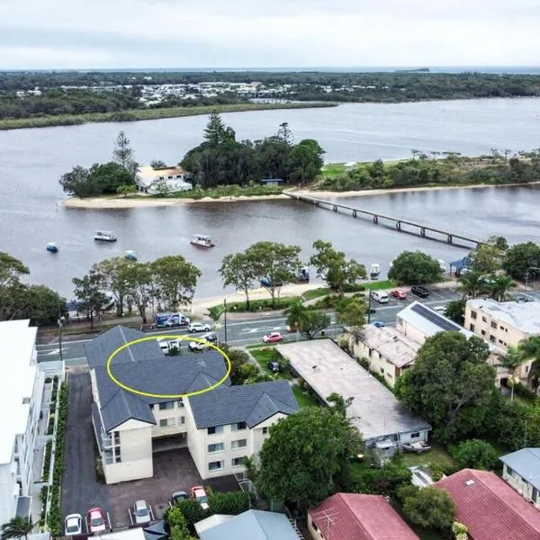 Bradman Ave Gem - River Views & Outdoor Activities, hotel i Maroochydore