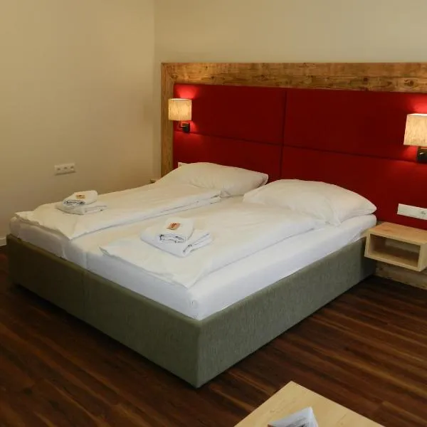 Freinerhof & Wellness, hotel i Neuberg an der Mürz