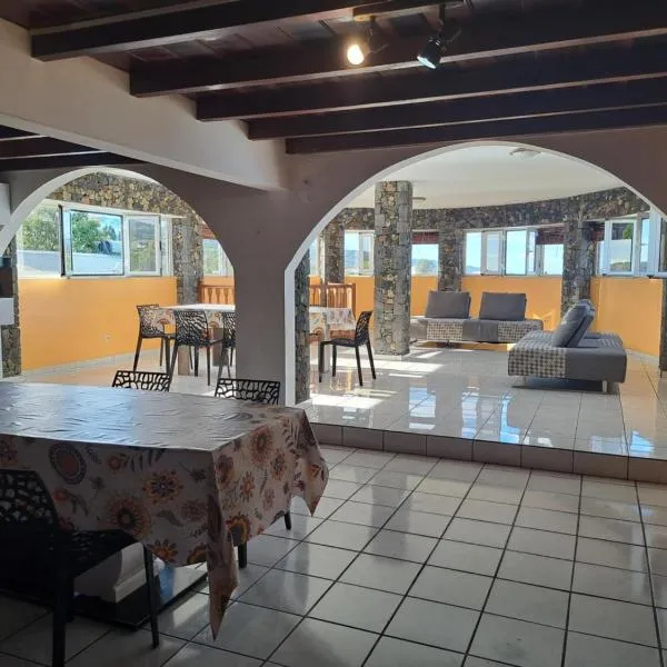 La Rocaille - Gite v2, hôtel à Le Tampon