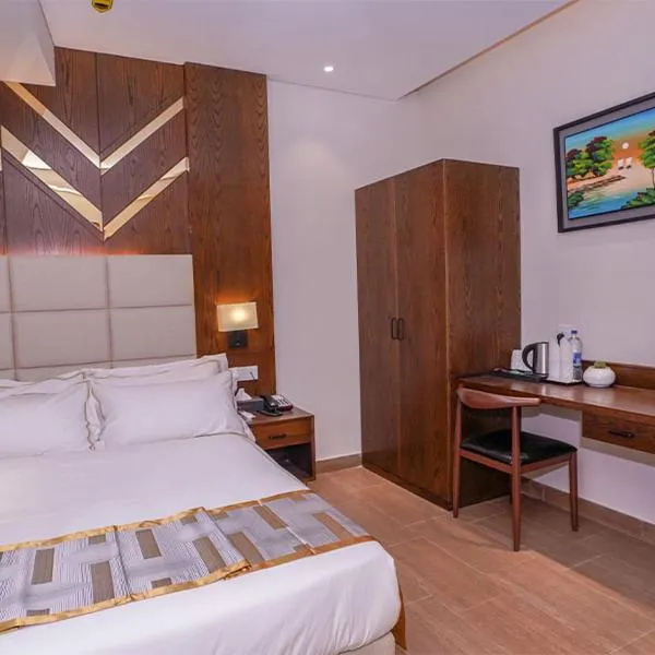 Oasis Hotel, hotel en Comilla