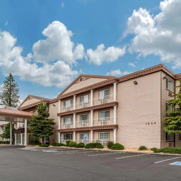 Comfort Inn Mount Shasta Area, ξενοδοχείο σε Weed